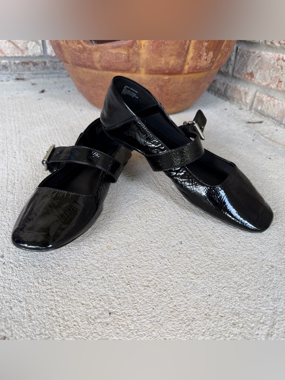 🍒💣 Steve Madden black patent leather ballet style Maryjane shoes